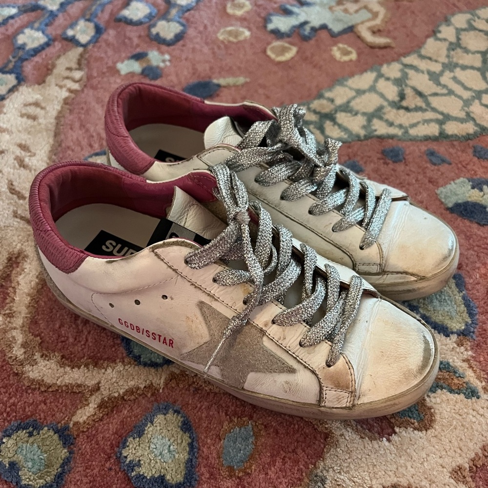 Golden Goose Superstars